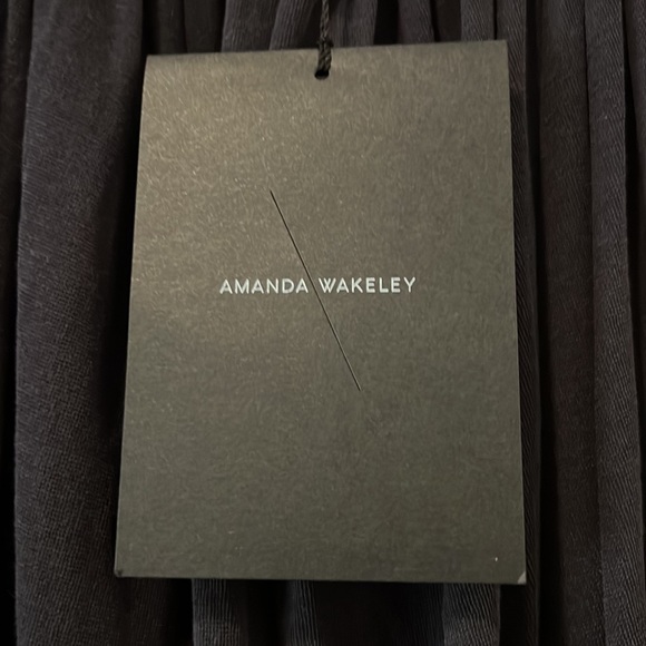 NWT! Amanda Wakeley black Viscose Jersey Tank Blouse! - Picture 3 of 5